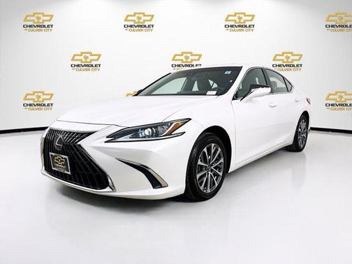 2025 Lexus ES 350 Base