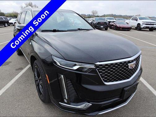 2022 Cadillac XT6 Luxury FWD