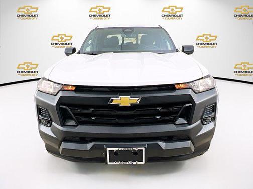 2024 Chevrolet Colorado WT