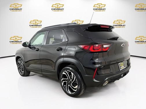 Mosaic Black Metallic 2025 Chevrolet Trailblazer RS