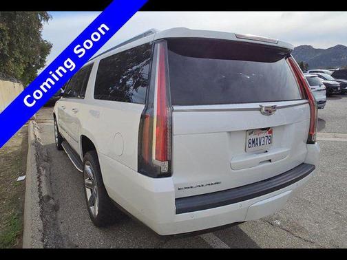 2019 Cadillac Escalade ESV Luxury