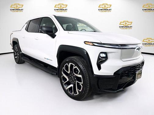 Summit White 2024 Chevrolet Silverado EV First-Edition RST 4WD