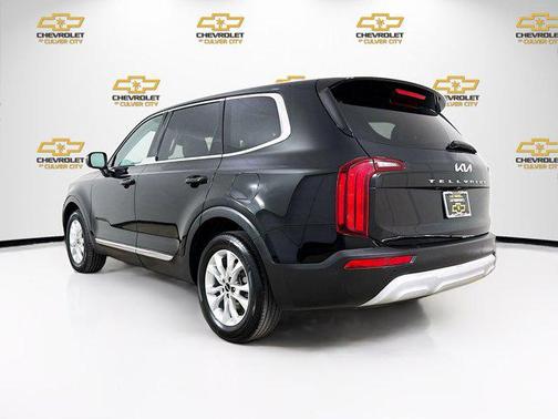 2022 Kia Telluride LX