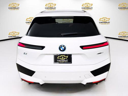 2023 BMW iX xDrive50