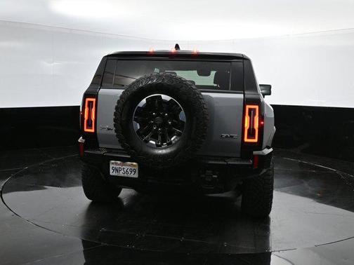 2024 GMC HUMMER EV SUV 2X