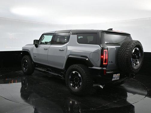 2024 GMC HUMMER EV SUV 2X