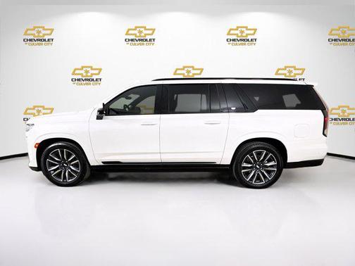 Crystal White Tricoat 2023 Cadillac Escalade ESV Sport Platinum