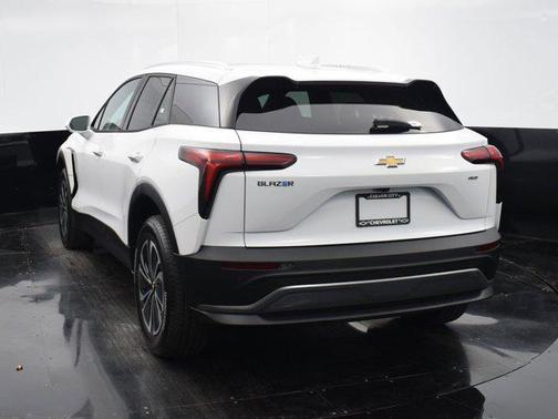 2025 Chevrolet Blazer EV eAWD LT
