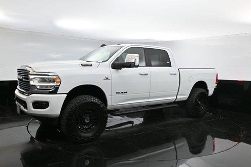 2023 RAM 2500 Laramie Crew Cab 4x4 6'4' Box