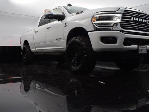 2023 RAM 2500 Laramie Crew Cab 4x4 6'4' Box