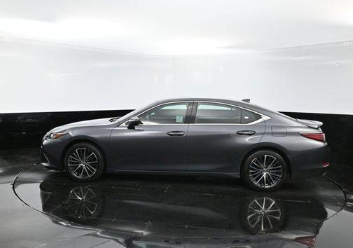 2022 Lexus ES 350 Base