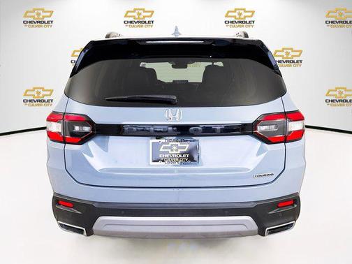 2023 Honda Pilot Touring 8-Passenger