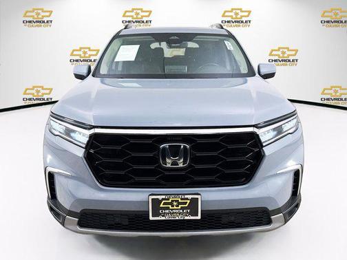 2023 Honda Pilot Touring 8-Passenger