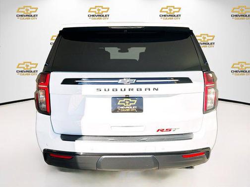 2024 Chevrolet Suburban RST