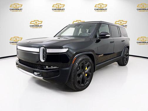 El Cap Granite 2023 Rivian R1S Adventure