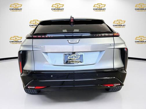 Argent Silver Metallic 2024 Cadillac LYRIQ Sport