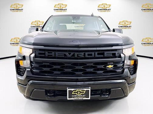 Black 2022 Chevrolet Silverado 1500 Custom