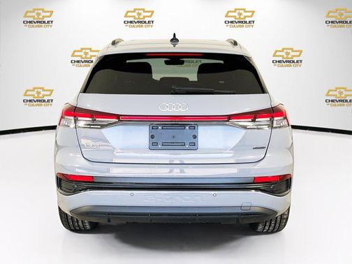 2024 Audi Q4 e-tron Premium Plus 55 quattro