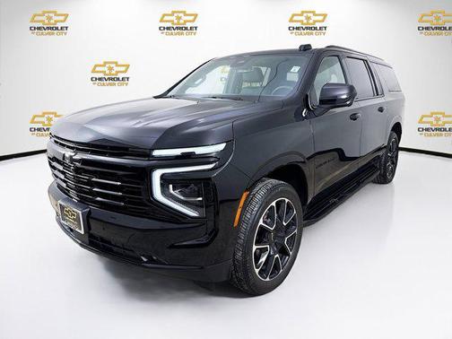 2025 Chevrolet Suburban RST