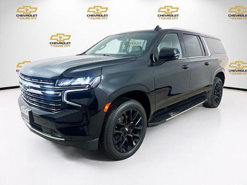 2022 Chevrolet Suburban LT