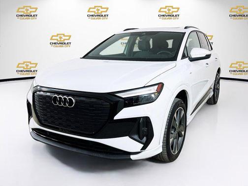 2024 Audi Q4 e-tron Premium 50 quattro