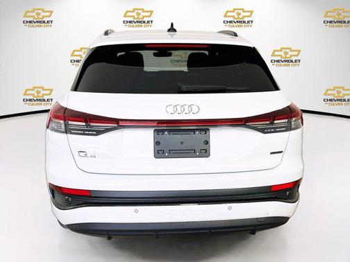 2024 Audi Q4 e-tron Premium 50 quattro