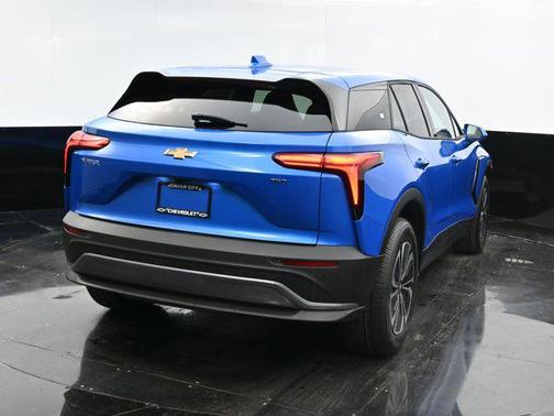 2025 Chevrolet Blazer EV eAWD LT