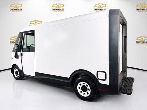 2025 Chevrolet BrightDrop 400 eAWD 400