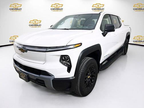 2025 Chevrolet Silverado EV LT