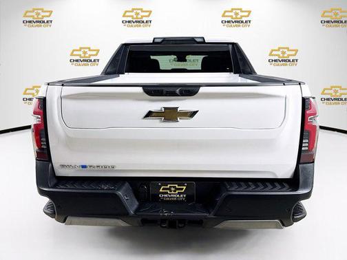 2025 Chevrolet Silverado EV LT