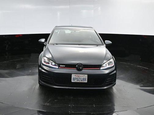 2015 Volkswagen Golf GTI 2.0T S 4-Door