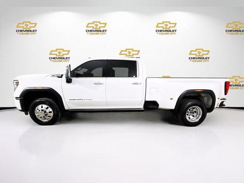 Summit White 2025 GMC Sierra 3500 Denali