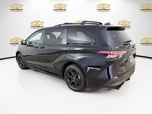 2025 Toyota Sienna XSE 7 Passenger