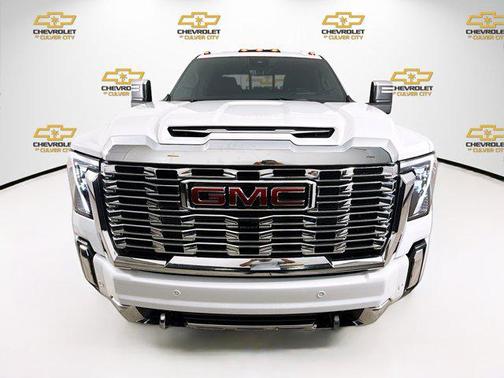 2024 GMC Sierra 3500 Denali