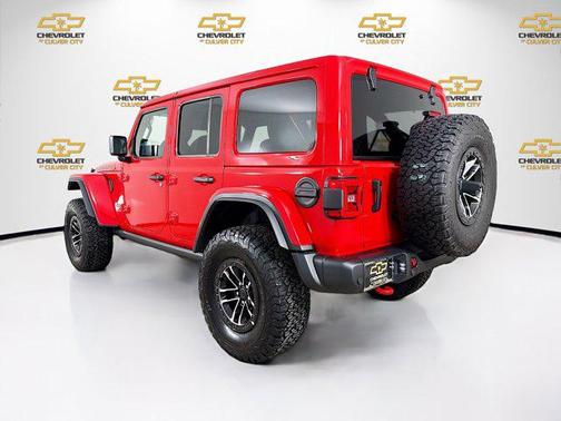 Firecracker Red Clearcoat 2026 Jeep Wrangler Rubicon