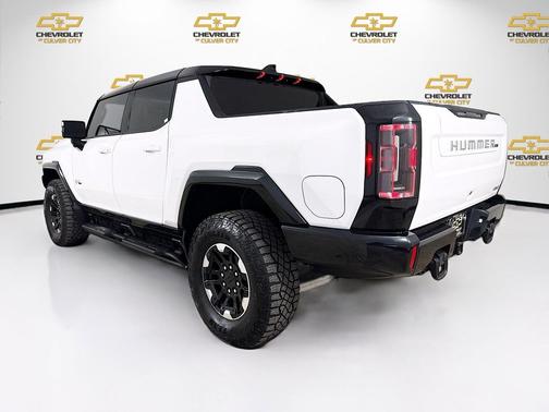 Interstellar White 2024 GMC HUMMER EV Pickup 3X