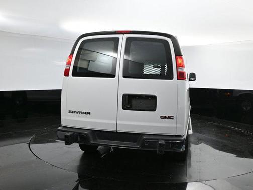 2023 GMC Savana 2500 Work Van