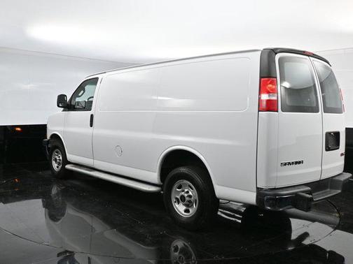 2023 GMC Savana 2500 Work Van