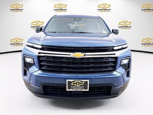Lakeshore Blue Metallic 2024 Chevrolet Traverse LS