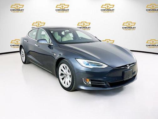 2020 Tesla Model S Long Range Plus