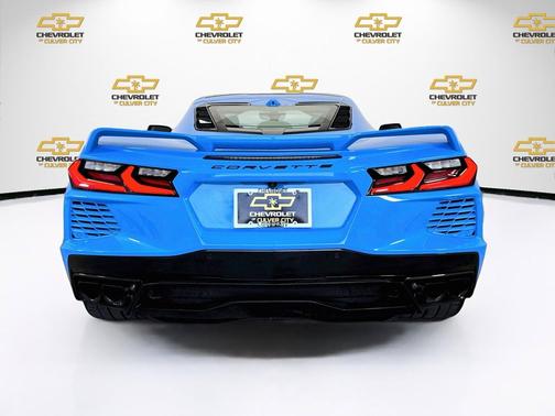 Rapid Blue 2023 Chevrolet Corvette Stingray w/3LT