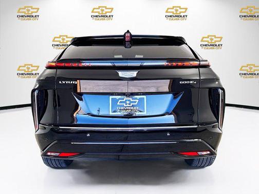 Stellar Black Metallic 2025 Cadillac LYRIQ Luxury