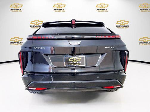 2024 Cadillac LYRIQ Sport