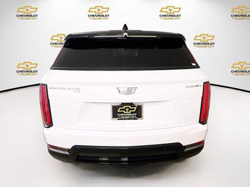 2025 Cadillac Escalade IQ Sport 1