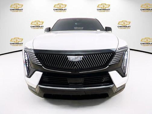 2025 Cadillac Escalade IQ Sport 1