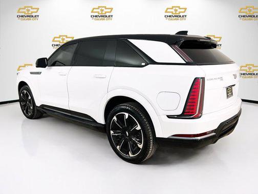 2025 Cadillac Escalade IQ Sport 1