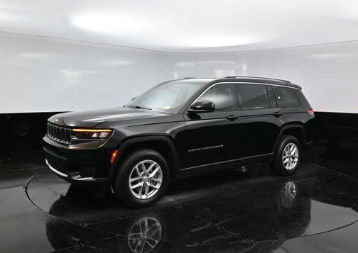 2022 Jeep Grand Cherokee L Laredo