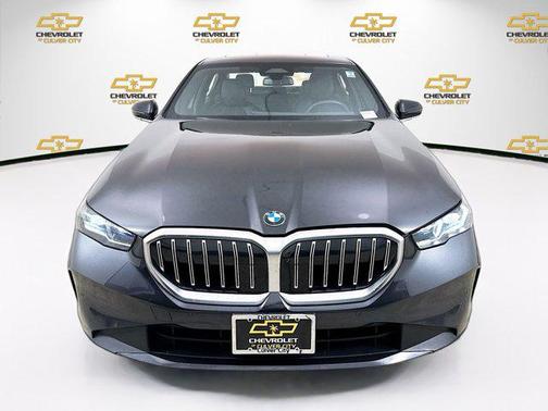 2024 BMW 530 xDrive
