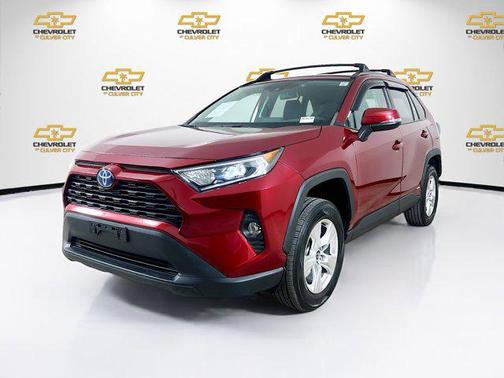 2020 Toyota RAV4 Hybrid XLE