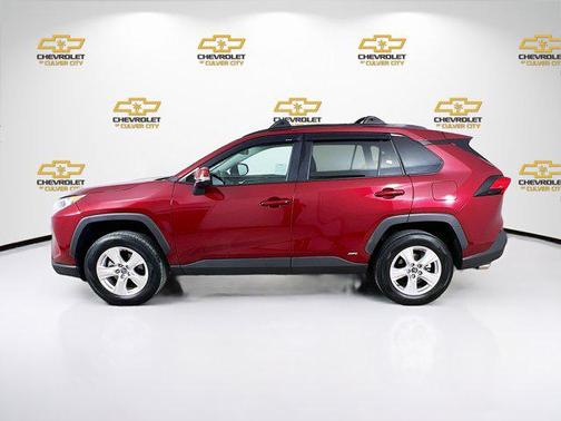 2020 Toyota RAV4 Hybrid XLE